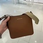 Michaelkors crossbody - Görsel 16