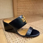 Toryburch dolgu topuk terlik - Görsel 9